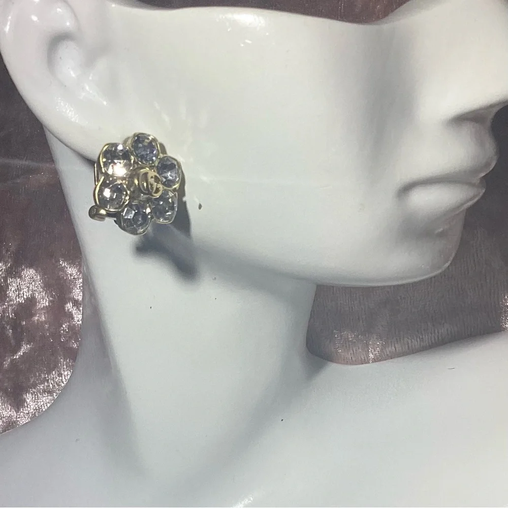 Gucci Earrings…Cluster!! - Picture 2 of 5